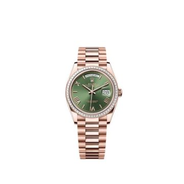 Rolex Day-Date 36 Everose Gold - Baguette / Green - Roman  / President