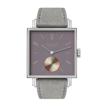 Nomos Glashütte Tetra Die Fuchsteufelswilde / Closed Case Back
