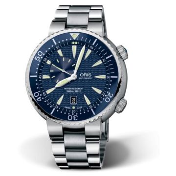 Oris Divers Small Second - Date Stainless Steel / Blue / Bracelet