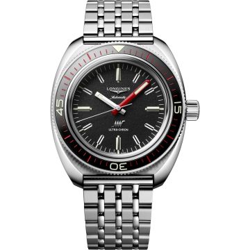Longines Ultra-Chron Diver Stainless Steel / Black / Bracelet