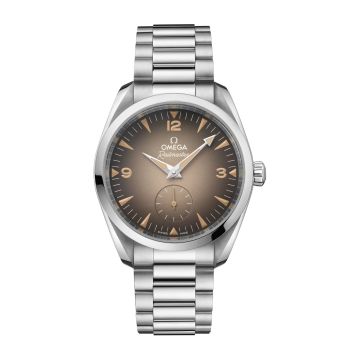 Omega Railmaster Omega Co-Axial Master Chronometer Small Seconds 38 Stainless Steel / Beige Gradient / Bracelet