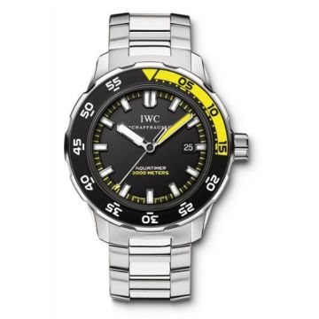 IWC Schaffhausen Aquatimer 2000 Stainless Steel / Black / Bracelet