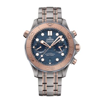 Omega Seamaster Diver 300M Master Co-Axial 44 Chronograph Titanium / Tantalum / Sedna Gold / Blue / Bracelet