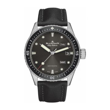 Blancpain Fifty Fathoms Bathygraphe Quantième Annuel Black / Grey / Black Canvas