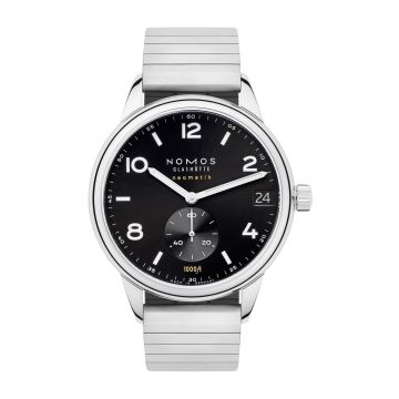 Nomos Glashütte Club neomatik 42 date black