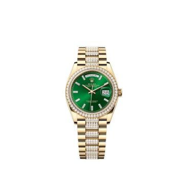Rolex Day-Date 36 Yellow Gold - Diamond / Bright Green - Baguette / President - Diamond