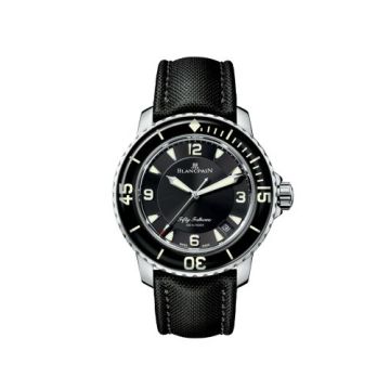 Blancpain Fifty Fathoms Automatique Stainless Steel / Black / Black Canvas