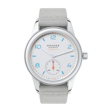 Nomos Glashütte Club Neomatik 37