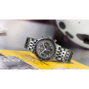 Breitling Navitimer B02 Chronograph 41 Cosmonaute Stainless Steel - Platinum / Japan