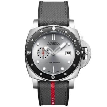 Panerai Submersible QuarantaQuattro Luna Rossa 37th America's Cup