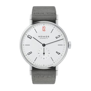 Nomos Glashütte Tangente 38 50  50 Ans de Médecins Sans Frontières