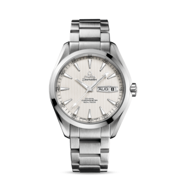 Omega Seamaster Aqua Terra 150m Co-Axial 43 Annual Calendar  Stainless Steel / Silver / Bracelet