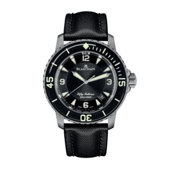 Blancpain Fifty Fathoms Automatique Titanium / Black / Canvas