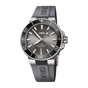 Oris Aquis Date 43.5 Titanium / Grey / Rubber