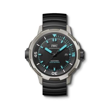 IWC Schaffhausen Aquatimer Automatic 2000 Titanium / Black / Blue Lume / Rubber / Los Roques