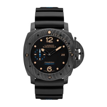 Panerai Luminor Submersible 47 3 Days Automatic Carbotech / Black