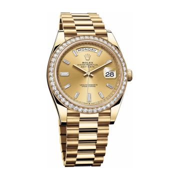 Rolex Day-Date 40 Yellow Gold / Diamond / Champagne - Baguette