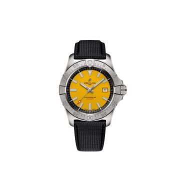 Breitling Avenger Automatic 42 Stainless Steel / Yellow / China