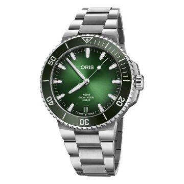 Oris Aquis Date Calibre 400 43.5 Stainless Steel / Green / Bracelet