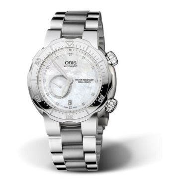 Oris Divers Titan Small Second - Date 44 Stainless Steel / MOP / Bracelet