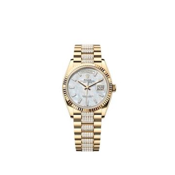 Rolex Day-Date 36 Yellow Gold / Fluted / MOP - Baguette / President - Diamond
