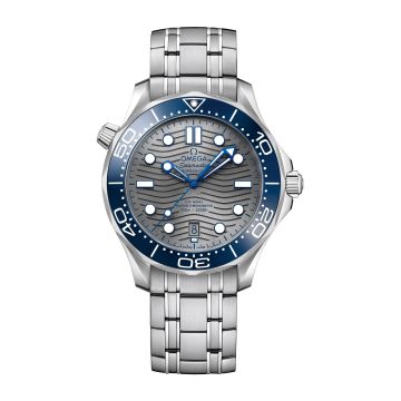 Omega Seamaster Diver 300M Master Co-Axial 42 Stainless Steel / Grey / Bracelet