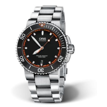 Oris Aquis Date 43 Stainless Steel / Black - Red / Bracelet