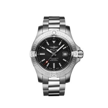 Breitling Avenger Automatic 45 Seawolf Stainless Steel / Black / Bracelet