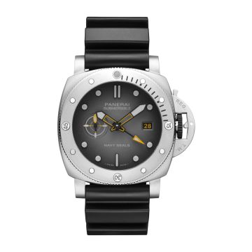 Panerai Luminor Submersible GMT Navy SEALs