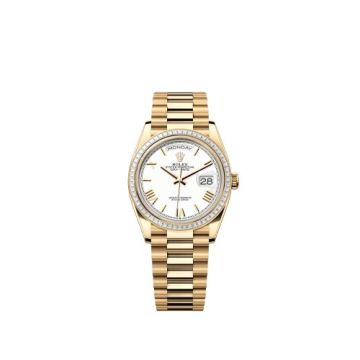 Rolex Day-Date 36 Yellow Gold - Baguette / White - Roman / President